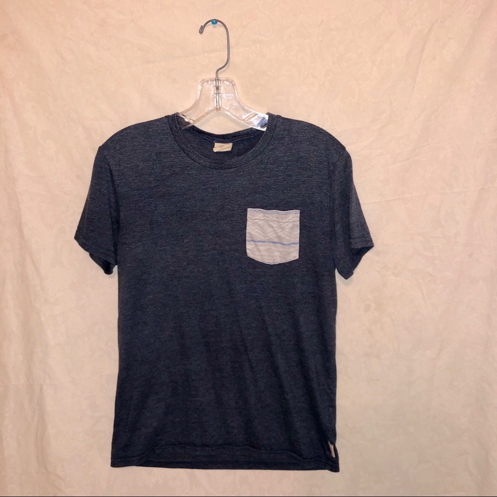 Men’s Hollister T-shirt